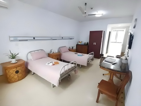 阿娇一个人独居北京3居室，自称比香港要便宜
